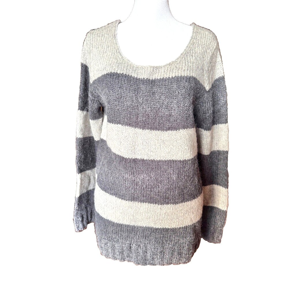 GAP Alpaca Wool Gray Navy Striped Crewneck Sweater Women's M EUC